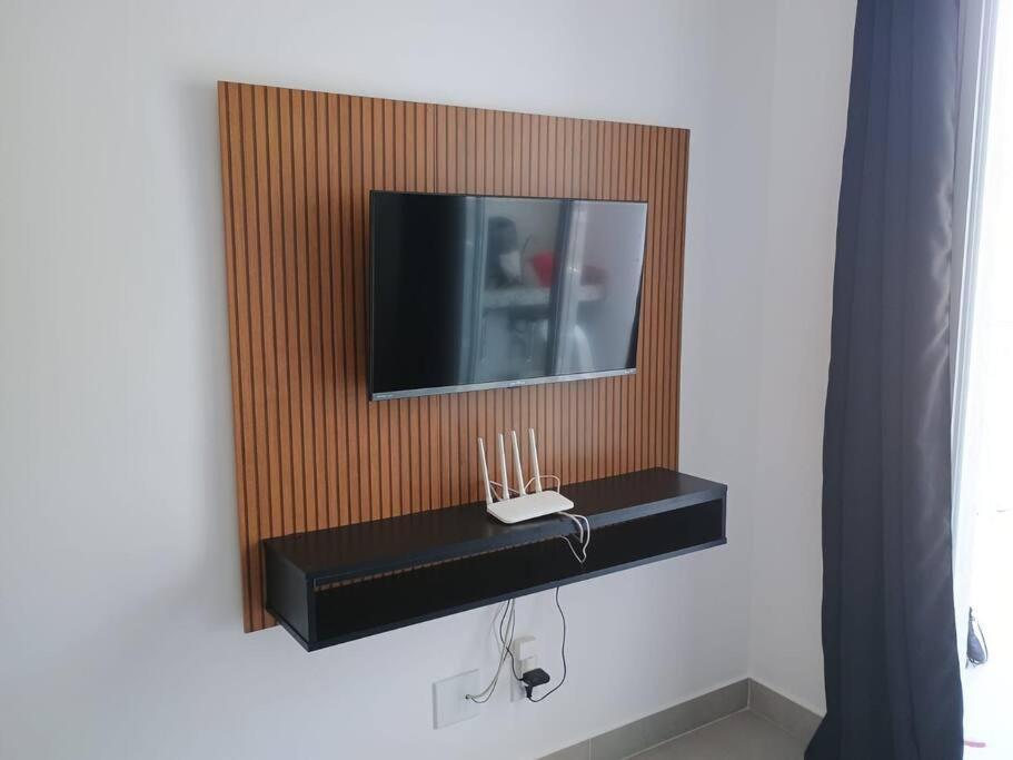 Apartamento Apto De 1 Com Ar Condicionado